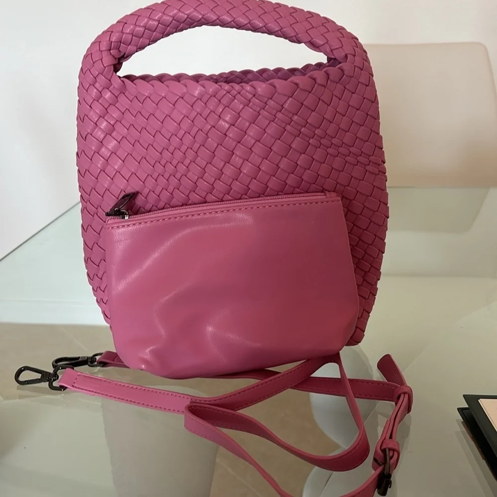 Elegant Pink Woven Hobo Bag with Pouch Vegan